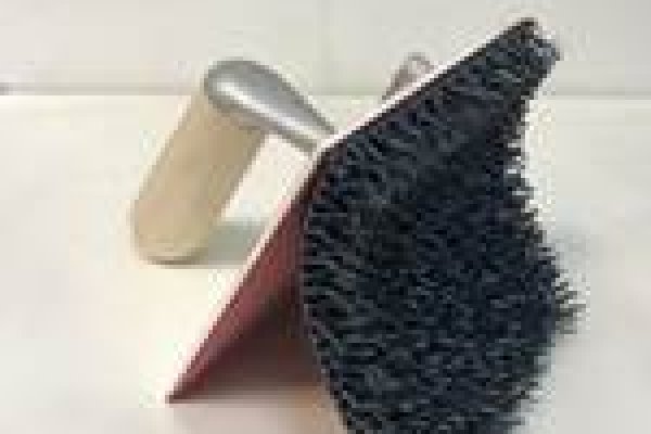 Кельма из нержавеющей стали трапецевидная с закругленными углами с заточенным лезвием 200x80x0,6мм