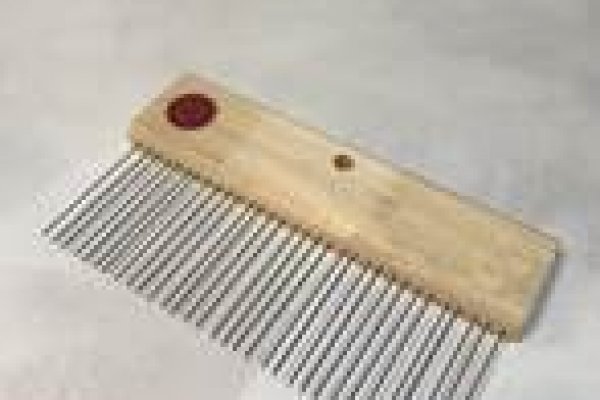 Кельма из нержавеющей стали трапецевидная с закругленными углами с заточенным лезвием 200x80x0,6мм