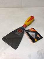 Шпатель из нержавеющей стали с загругленными углами и прорезиненной ручкой . 100мм